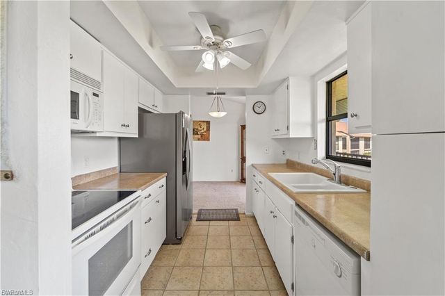 8565 Charter Club CIR 6, Fort Myers, FL 33919