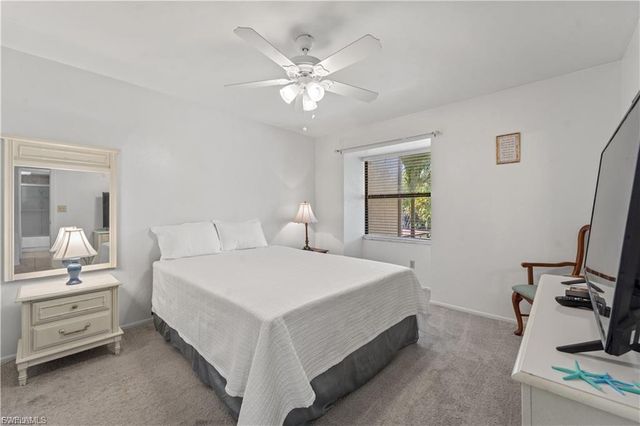 8565 Charter Club CIR 6, Fort Myers, FL 33919