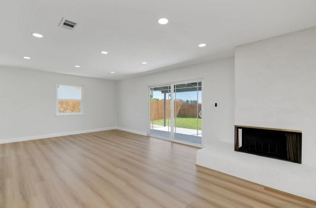 8375 Lake Ben Ave, San Diego, CA 92119