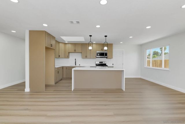 8375 Lake Ben Ave, San Diego, CA 92119