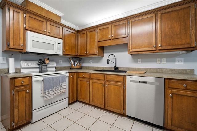 4013 Blakewood Drive W, Semmes, AL 36575