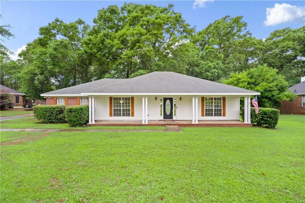 4013 Blakewood Drive W, Semmes, AL 36575