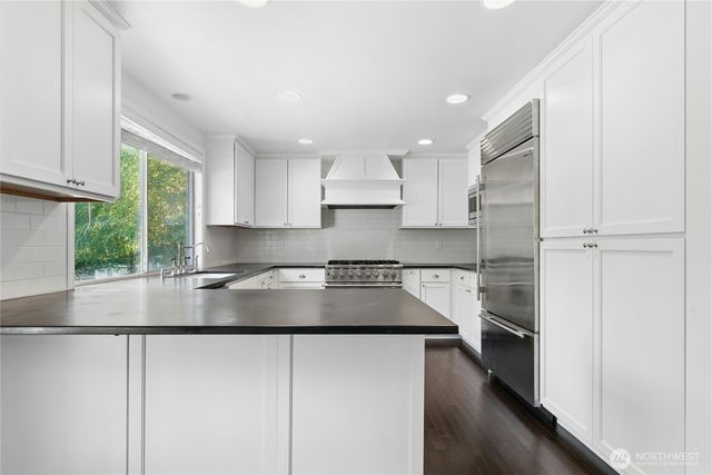 2836 213th Avenue SE, Sammamish, WA 98075