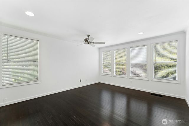 2836 213th Avenue SE, Sammamish, WA 98075