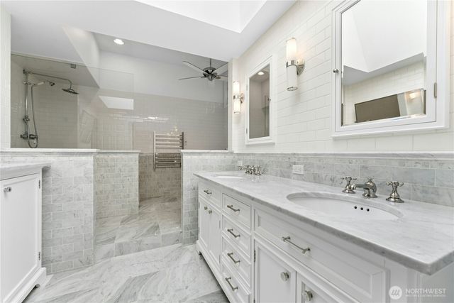 2836 213th Avenue SE, Sammamish, WA 98075