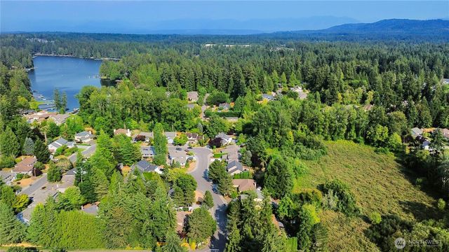 2836 213th Avenue SE, Sammamish, WA 98075