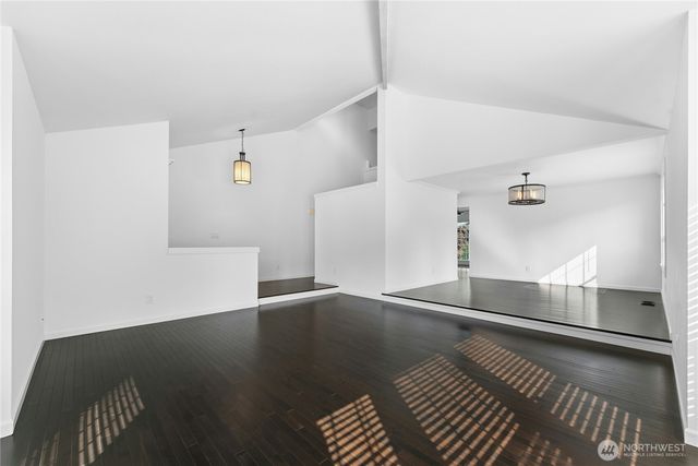 2836 213th Avenue SE, Sammamish, WA 98075