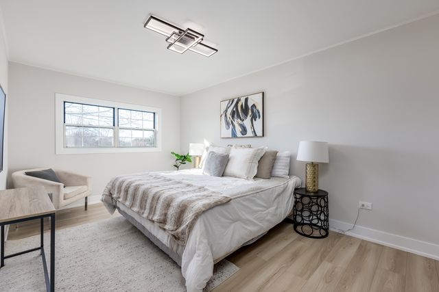 7114 Olde Gatehouse Road, Tinley Park, IL 60477