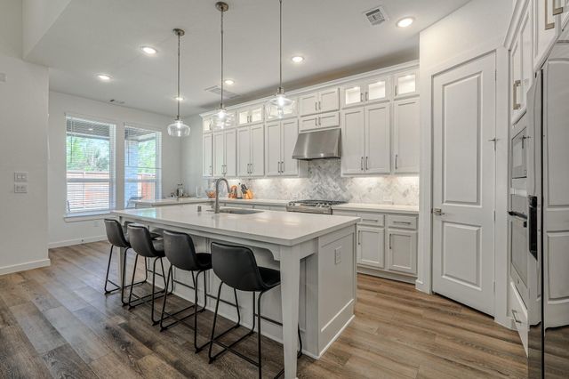 662 Lost Maples Bend Lane, Conroe, TX 77304