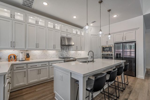 662 Lost Maples Bend Lane, Conroe, TX 77304