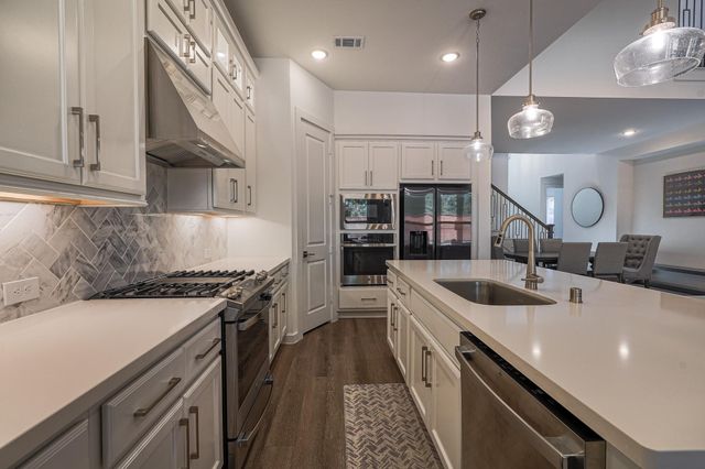 662 Lost Maples Bend Lane, Conroe, TX 77304