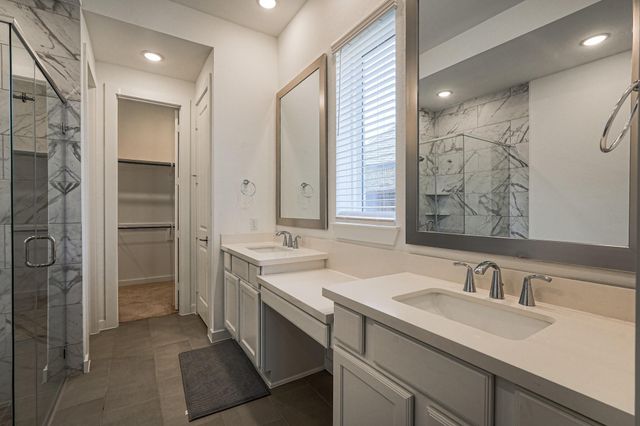 662 Lost Maples Bend Lane, Conroe, TX 77304