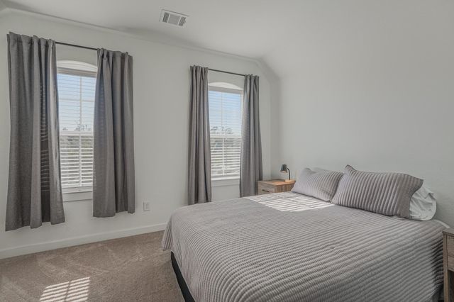 662 Lost Maples Bend Lane, Conroe, TX 77304