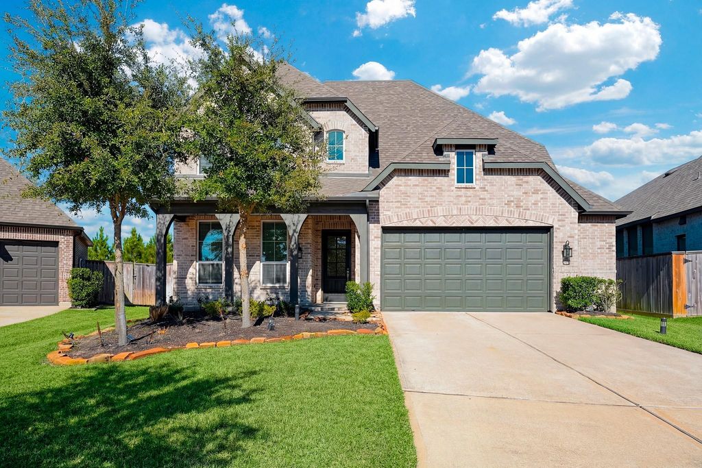 662 Lost Maples Bend Lane, Conroe, TX 77304