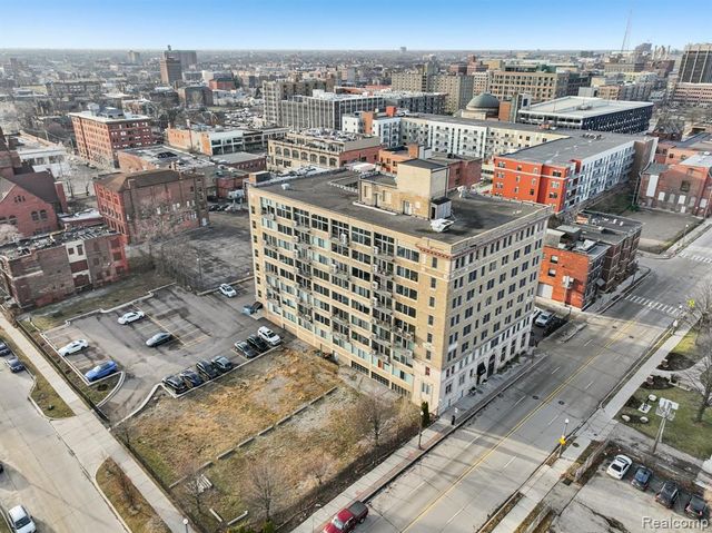 2915 John R Street, Detroit, MI 48201