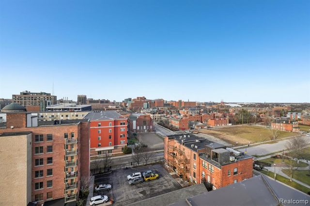 2915 John R Street, Detroit, MI 48201