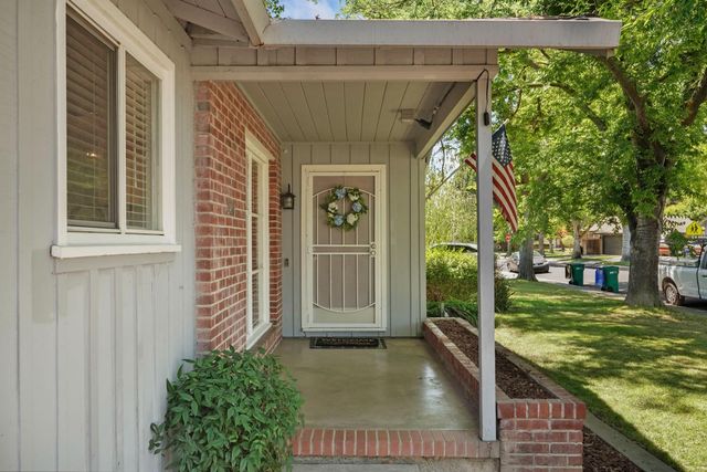 2430 Rutledge Way, Stockton, CA 95207