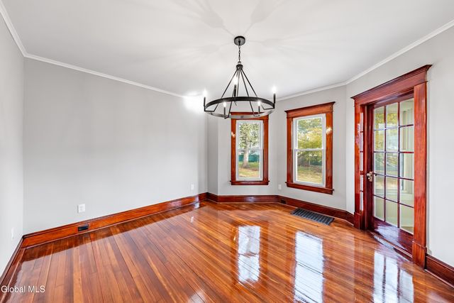 338 Eleanor Street, Schenectady, NY 12306