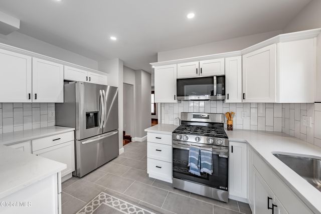 338 Eleanor Street, Schenectady, NY 12306