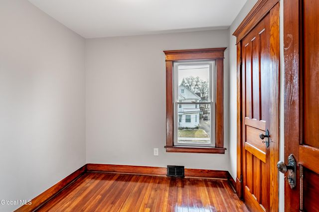 338 Eleanor Street, Schenectady, NY 12306