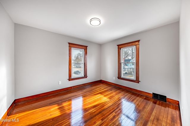 338 Eleanor Street, Schenectady, NY 12306