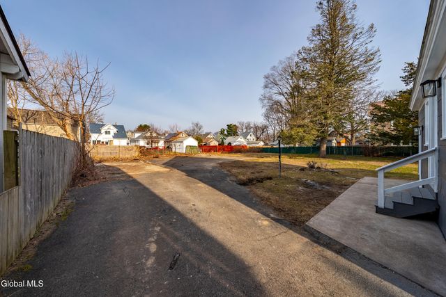 338 Eleanor Street, Schenectady, NY 12306