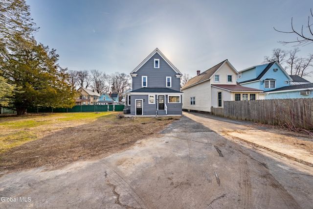 338 Eleanor Street, Schenectady, NY 12306