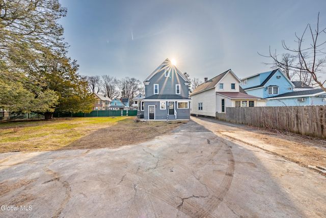 338 Eleanor Street, Schenectady, NY 12306