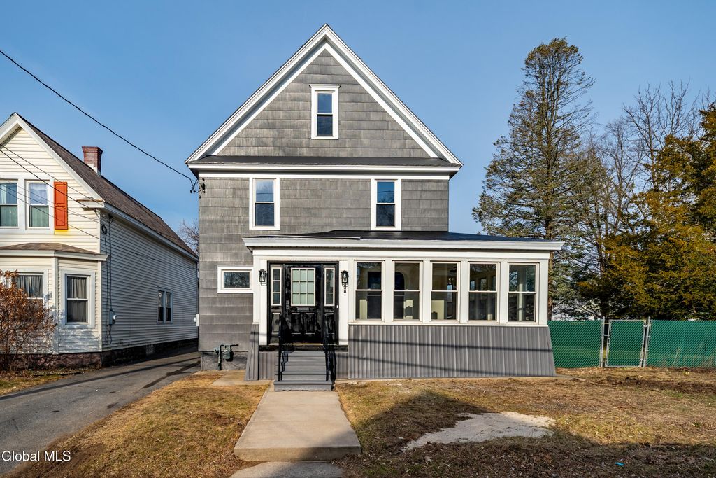 338 Eleanor Street, Schenectady, NY 12306