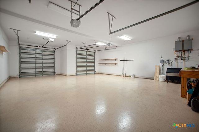 230 Chateau Way, Port O'connor, TX 77982