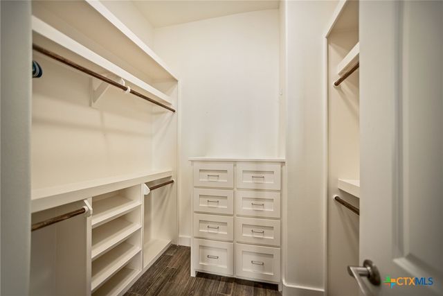 230 Chateau Way, Port O'connor, TX 77982