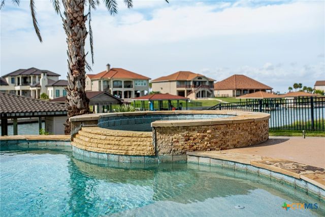 230 Chateau Way, Port O'connor, TX 77982