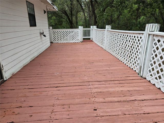 1652 LAKE AVENUE, Lehigh Acres, FL 33972