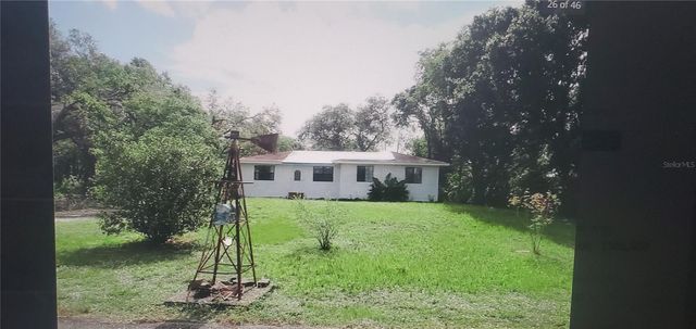 1652 LAKE AVENUE, Lehigh Acres, FL 33972