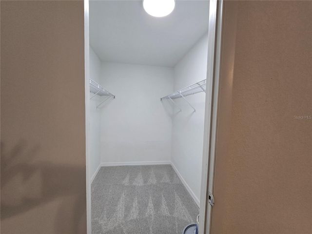 1652 LAKE AVENUE, Lehigh Acres, FL 33972