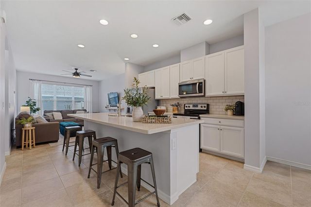 11854 WATER RUN ALLEY, Windermere, FL 34786