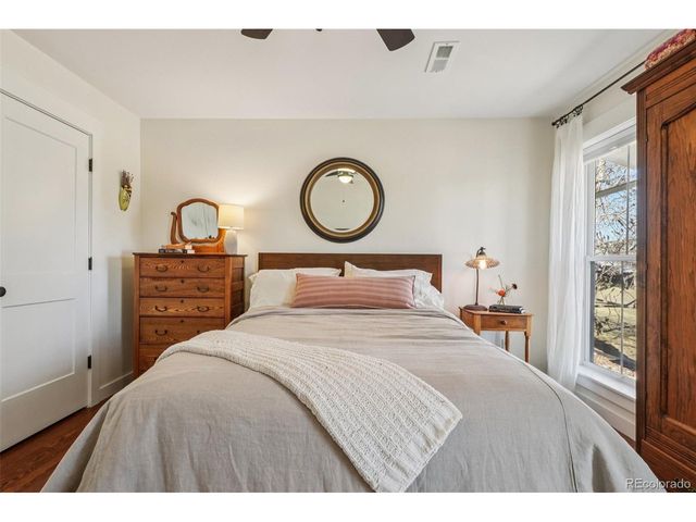 7542 Nikau Dr, Niwot, CO 80503