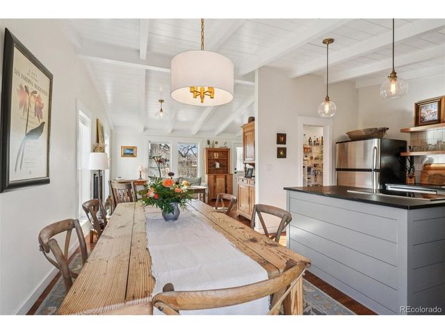 7542 Nikau Dr, Niwot, CO 80503