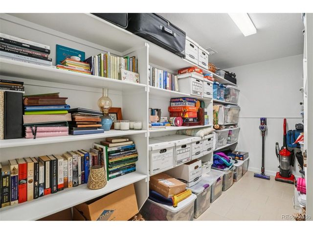 7542 Nikau Dr, Niwot, CO 80503