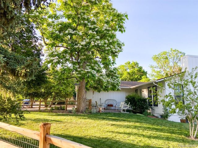 7542 Nikau Dr, Niwot, CO 80503