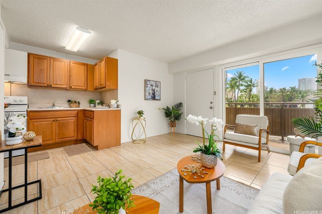 1784 Ala Moana Boulevard, Honolulu, HI 96815
