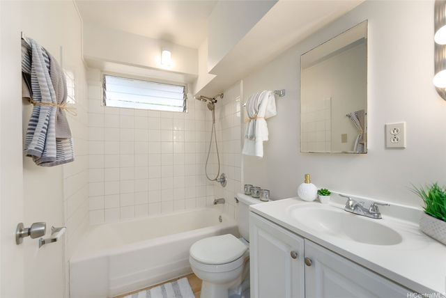 1784 Ala Moana Boulevard, Honolulu, HI 96815