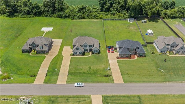 2739 Layne Drive, Olive Branch, MS 38654