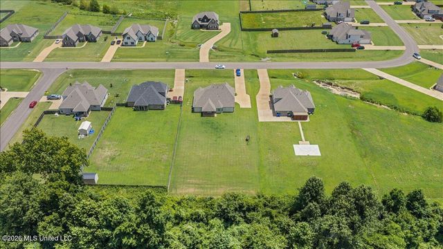 2739 Layne Drive, Olive Branch, MS 38654