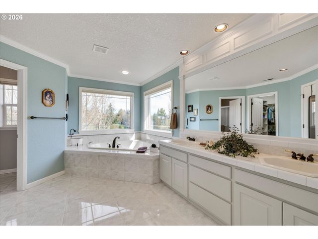 14449 Se DONATELLO Loop, Happy Valley, OR 97086