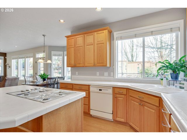 14449 Se DONATELLO Loop, Happy Valley, OR 97086