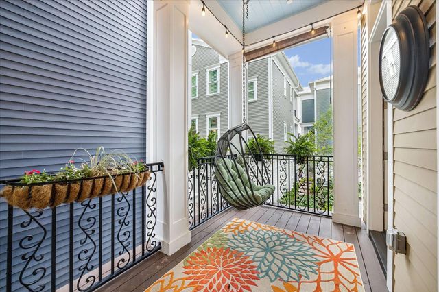 326 W 18th Street, Houston, TX 77008