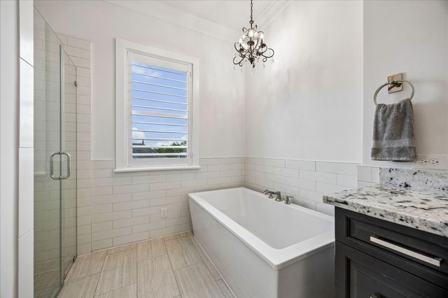 326 W 18th Street, Houston, TX 77008