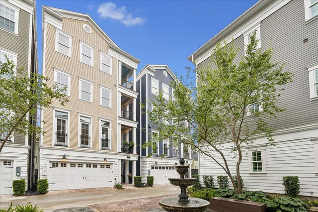 326 W 18th Street, Houston, TX 77008