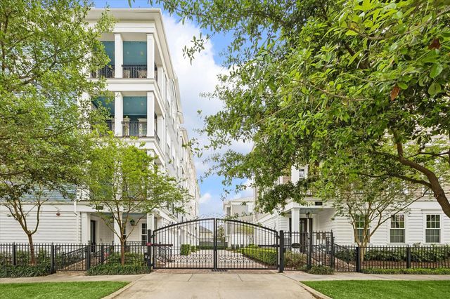 326 W 18th Street, Houston, TX 77008